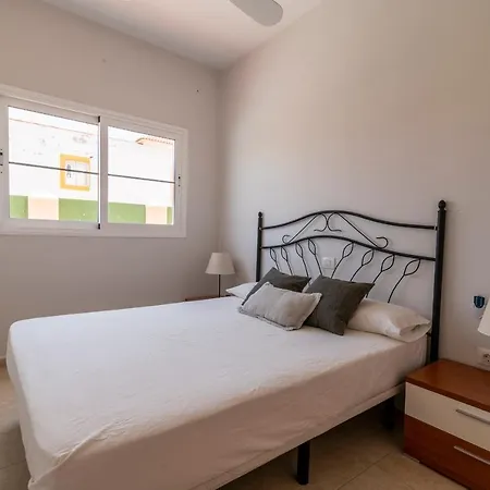 Holiday home Lightbooking Esmeralda Piscina Privada *
