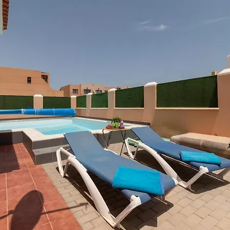 Lightbooking Esmeralda Piscina Privada Holiday home